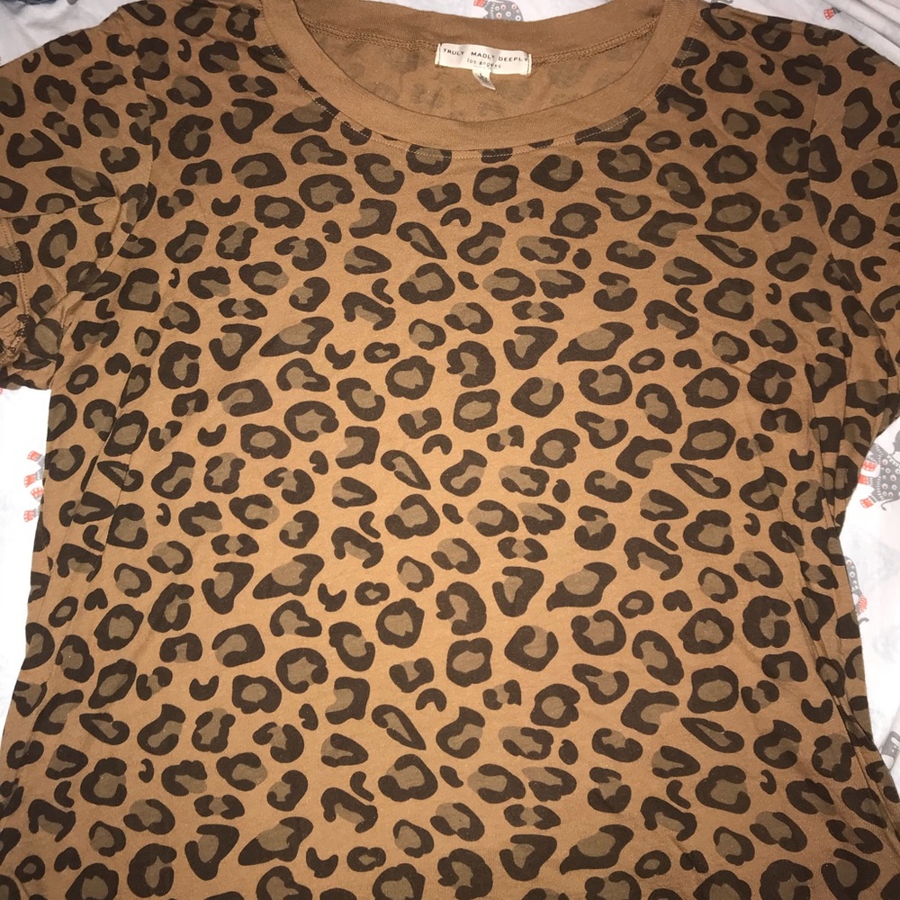 Leopard tee
